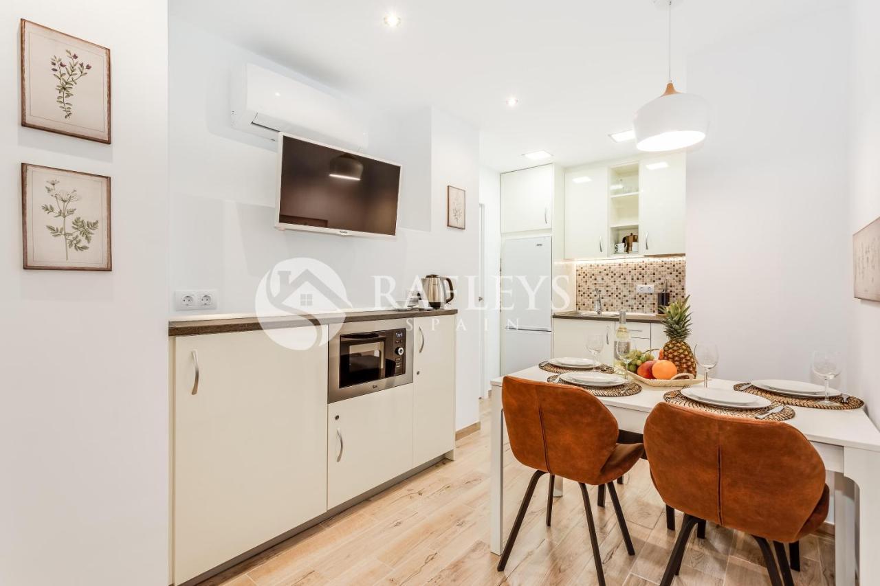Modern 1 Bedroom Apartement In Very Center Of Marbella. Екстер'єр фото